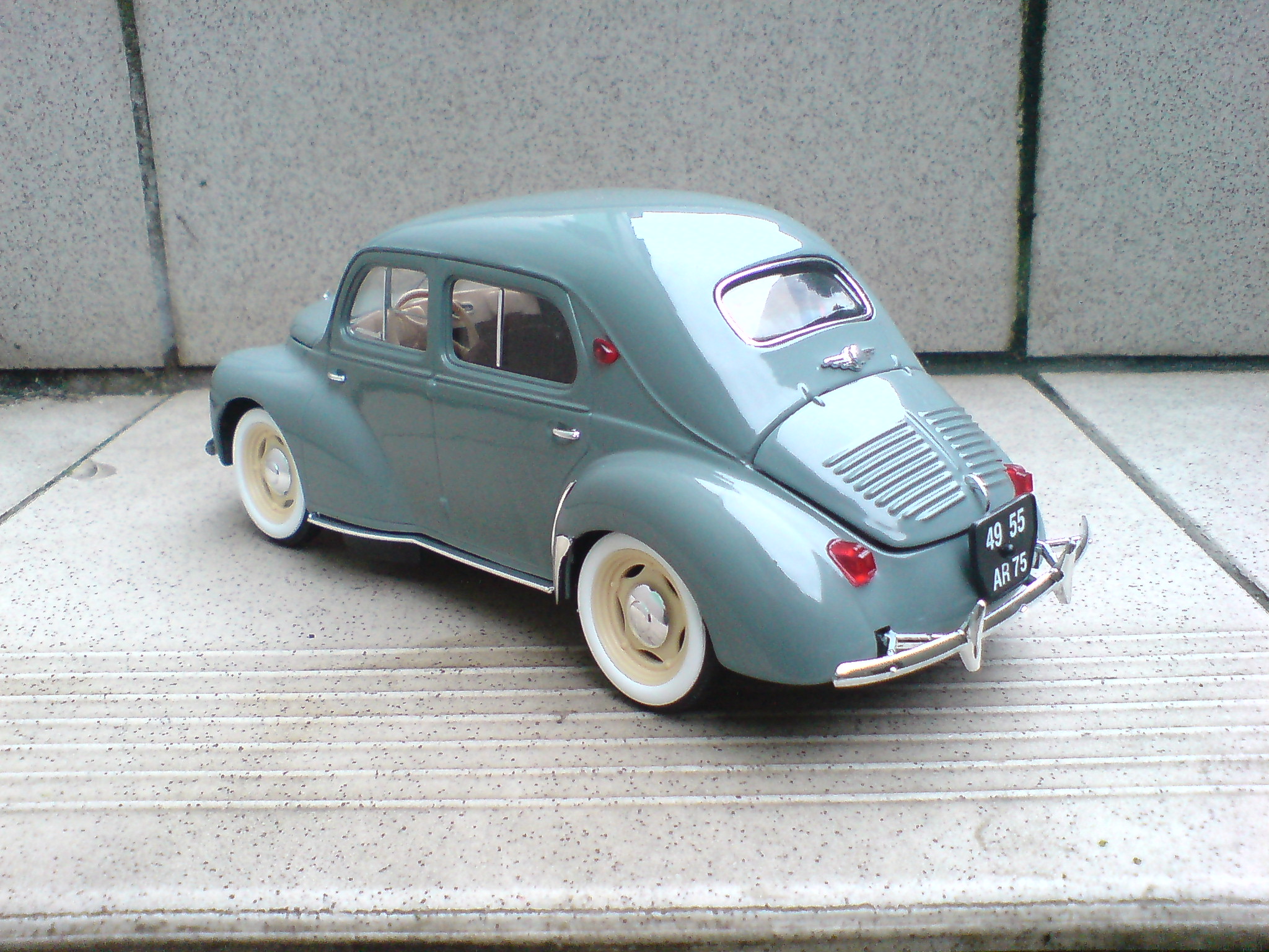R 4 CV 1954 2.JPG