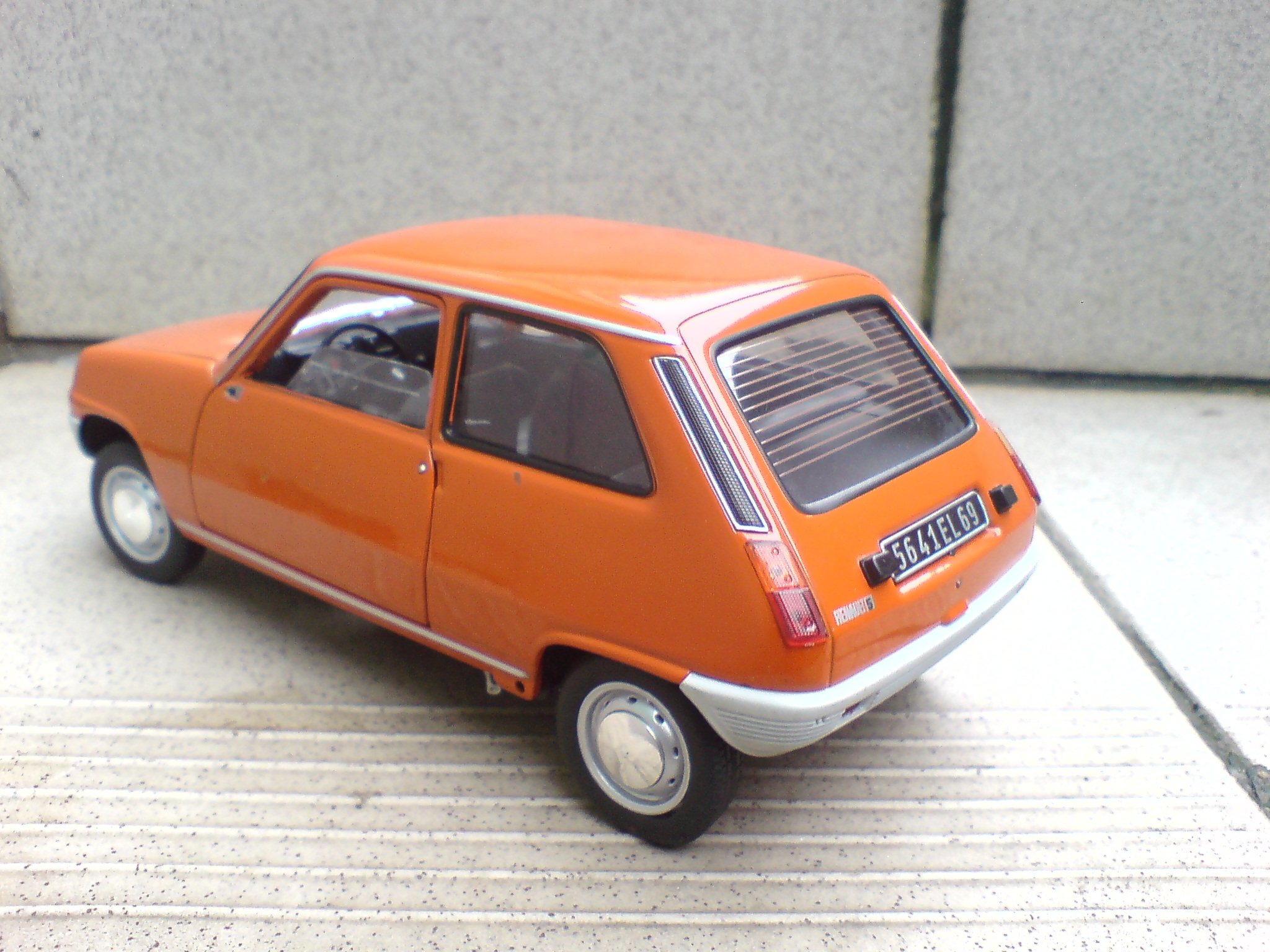 R 5 L 1972 2.JPG