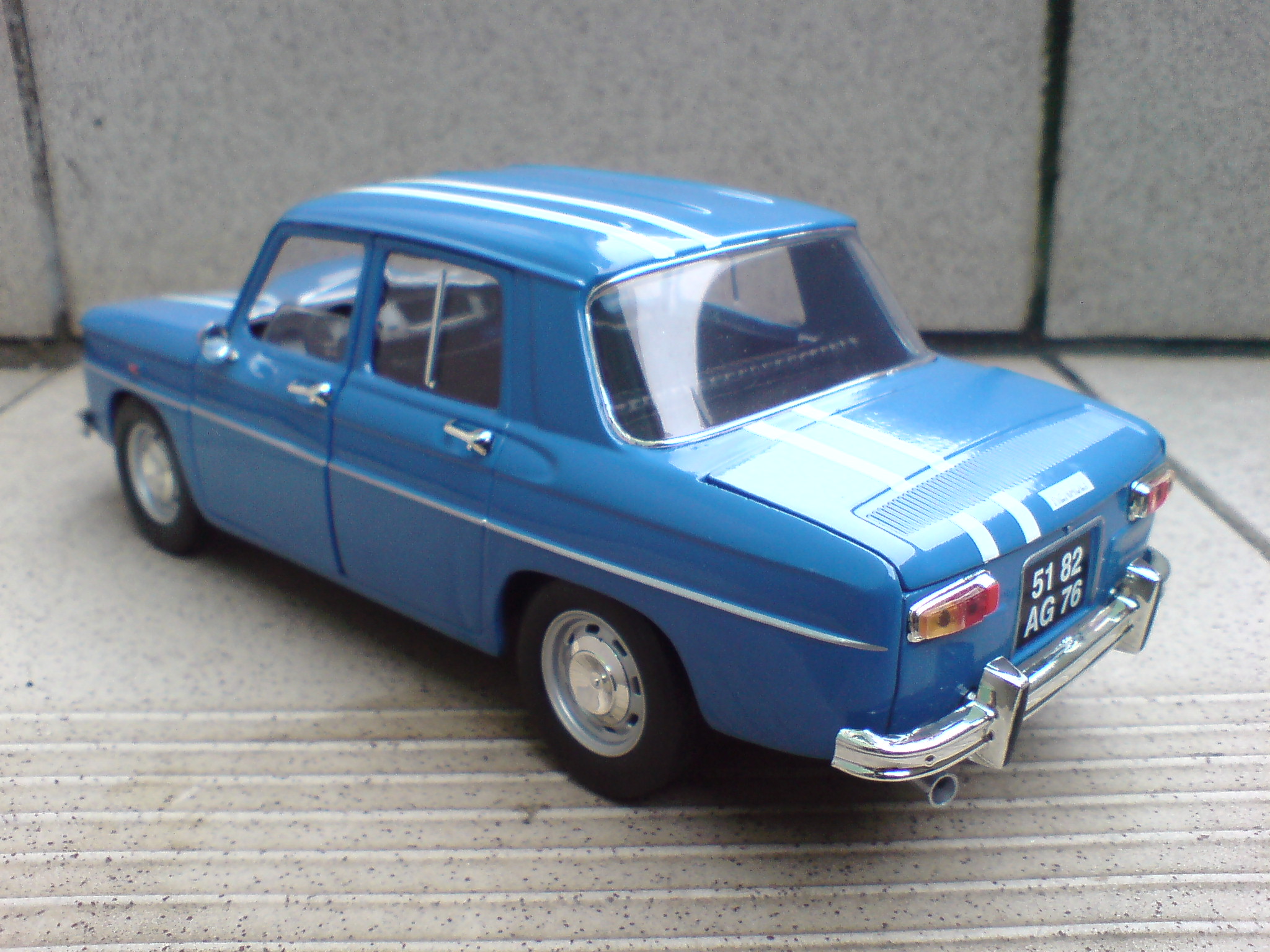 R 8 Gordini 2.JPG